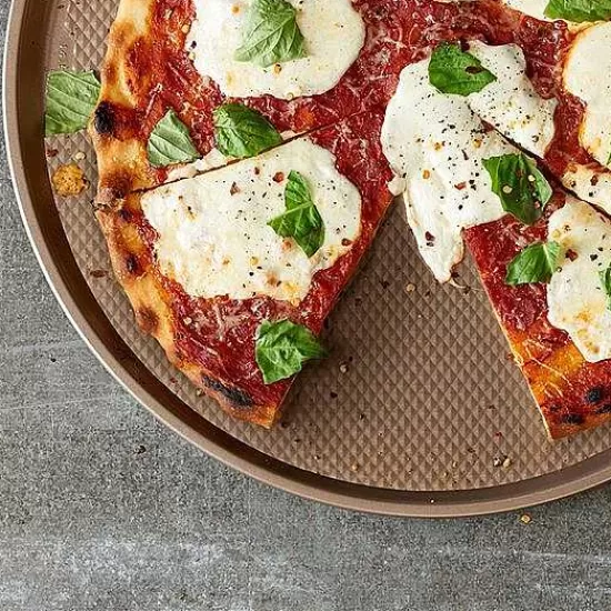 Food Network™ Cookware & Bakeware*Food Network Textured Performance Series 14.5-In. Nonstick Pizza Pan